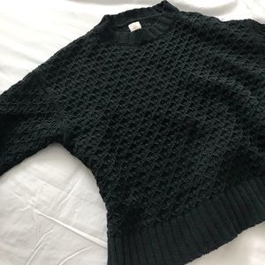 Medium Cozy Hunter Green Sweater